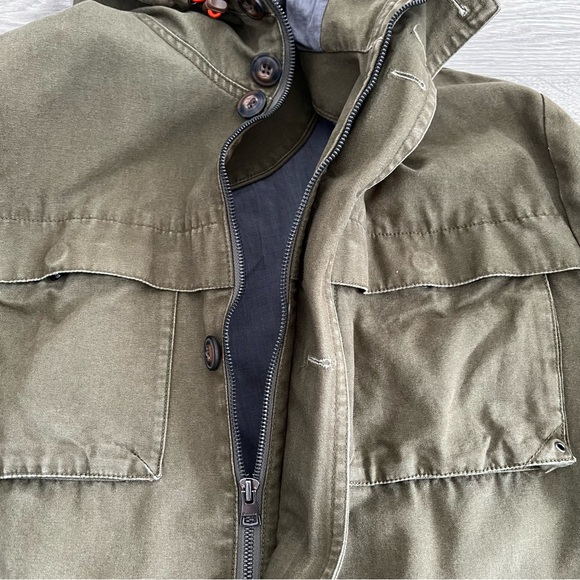 Roots Jacket - Picture 7 of 10